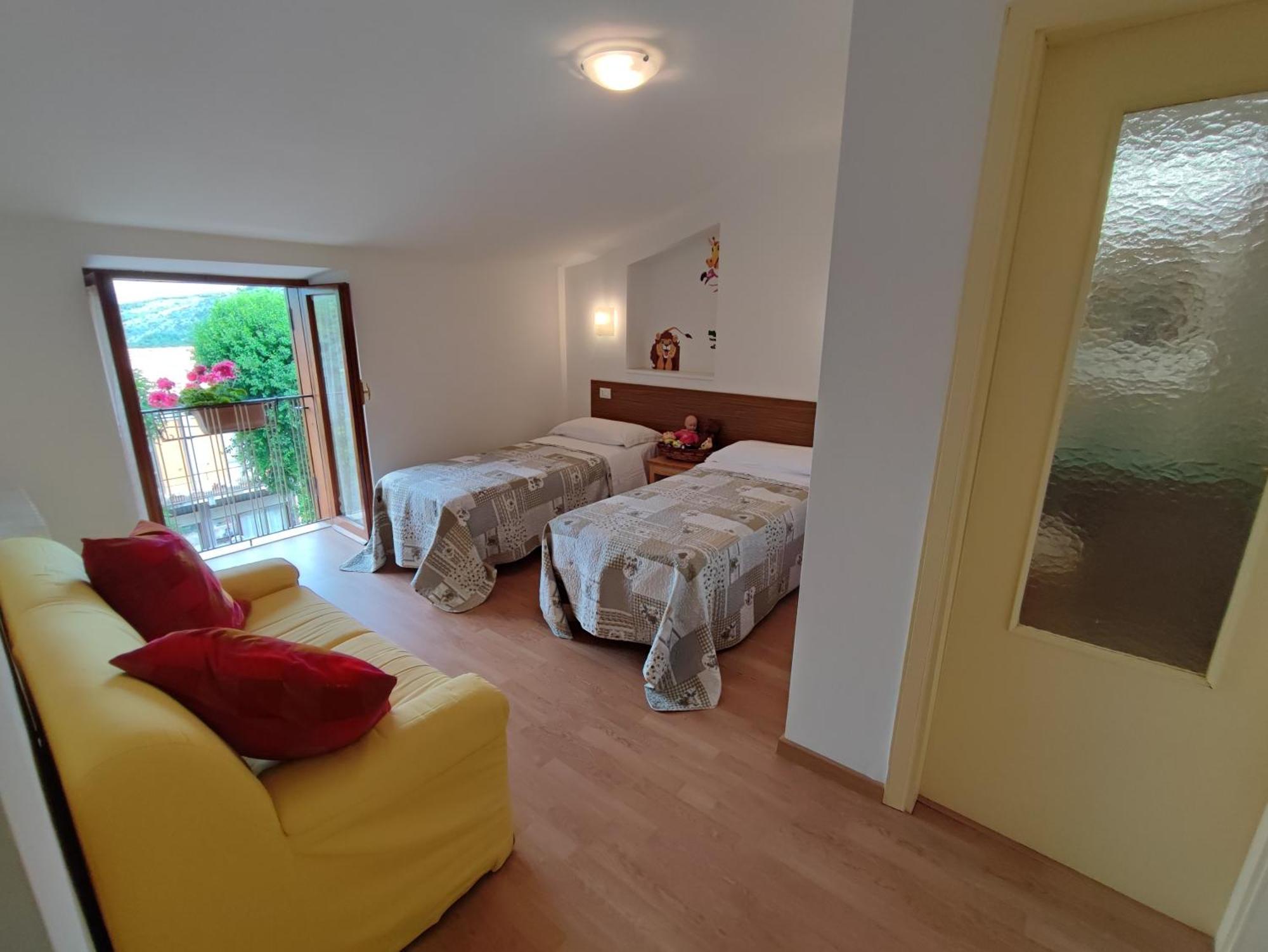 Amoroso'S House, Affittacamere Caramanico Terme Esterno foto